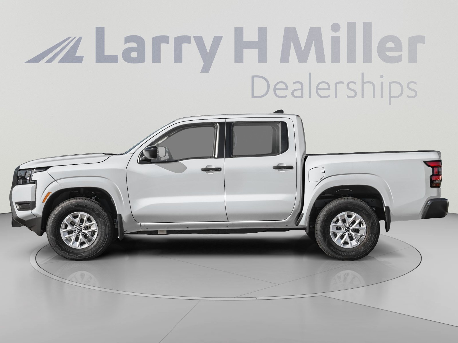 New 2027 Nissan Frontier S AWD/4WD image 3