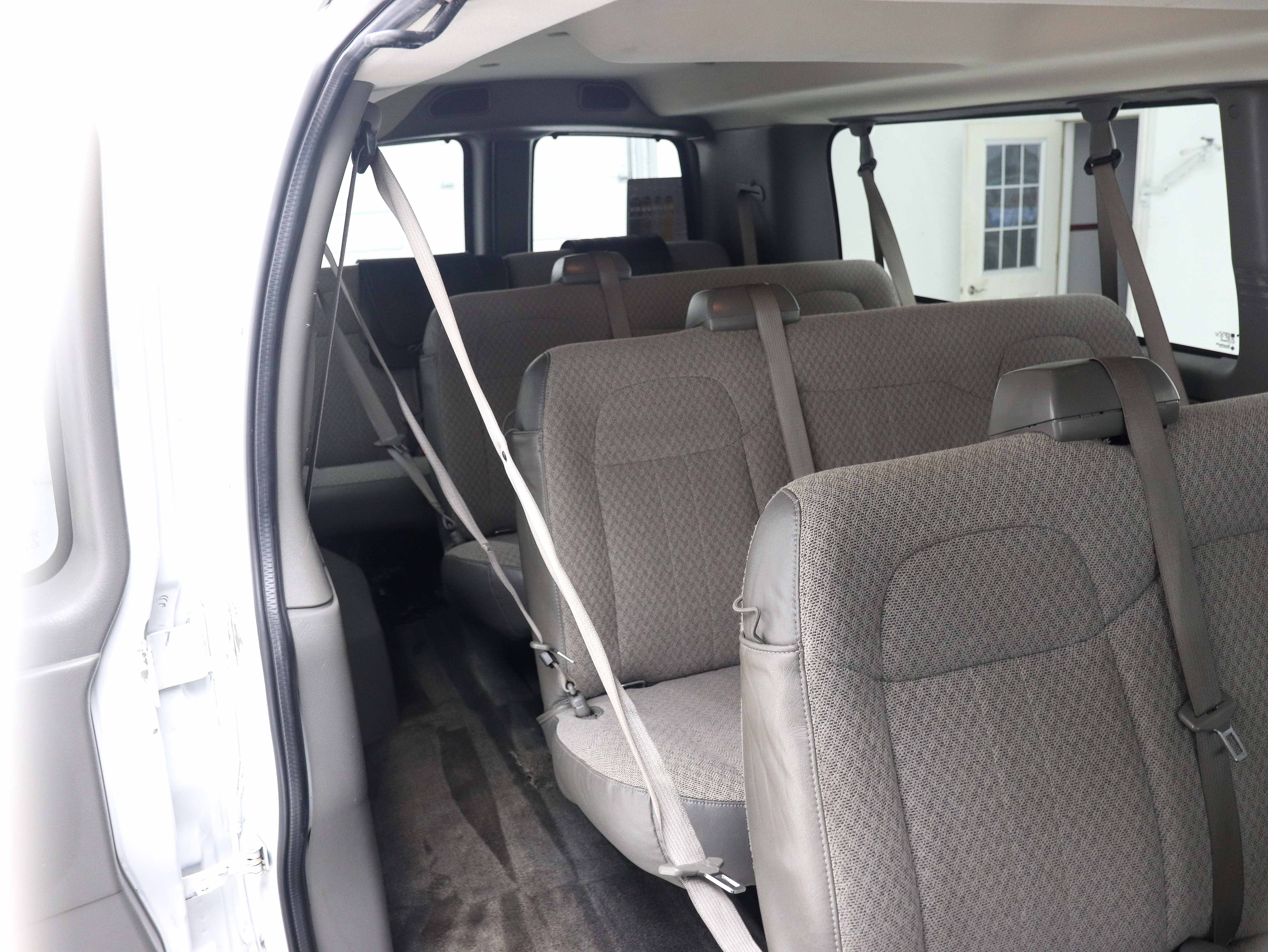 Used 2016 Chevrolet Express 3500 LT w/ LT Preferred Equipment Group RWD image 14