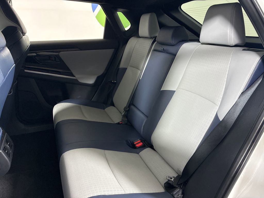 Used 2023 Subaru Solterra AWD image 31