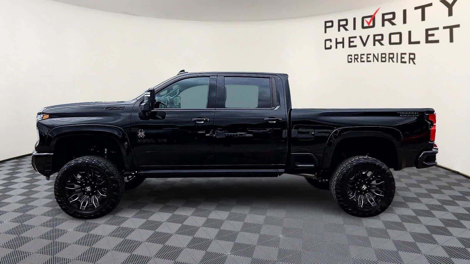 Used 2025 Chevrolet Silverado 2500 LTZ w/ Trail Boss Package AWD/4WD image 5