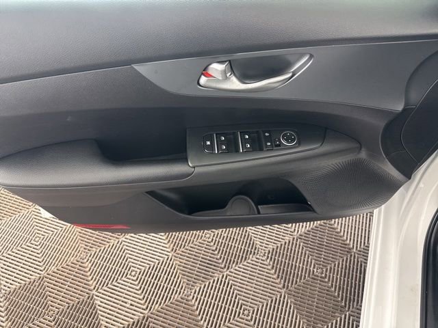 Certified 2021 Kia Forte LXS FWD image 19