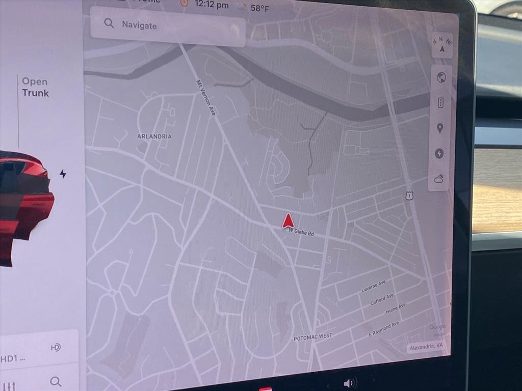Used 2021 Tesla Model Y Long Range image 11