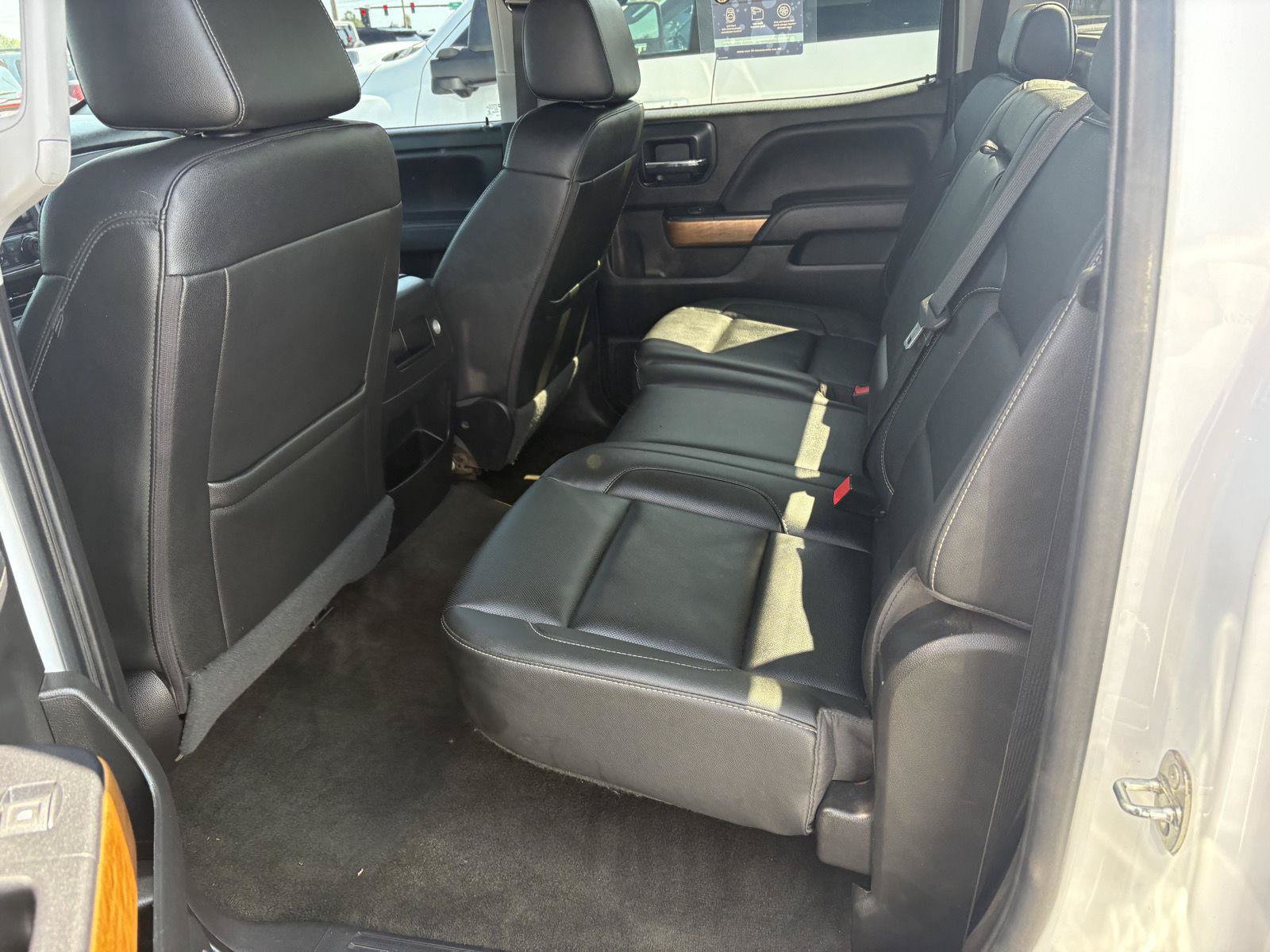 Used 2018 Chevrolet Silverado 1500 LTZ w/ Sport Package AWD/4WD image 14