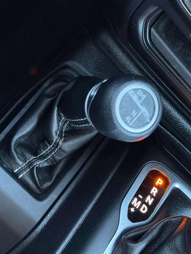 Used 2021 Jeep Wrangler Unlimited Sahara image 20