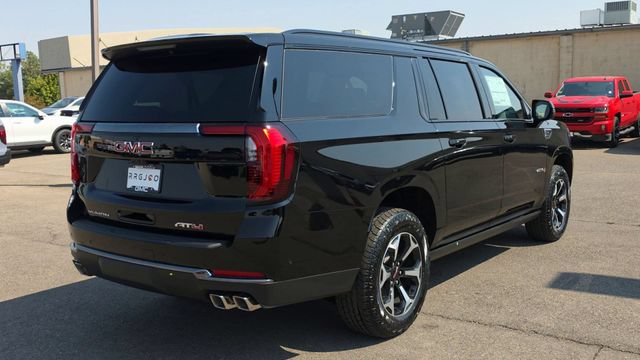 New 2026 GMC Yukon XL AT4 w/ AT4 Premium Package AWD/4WD image 9