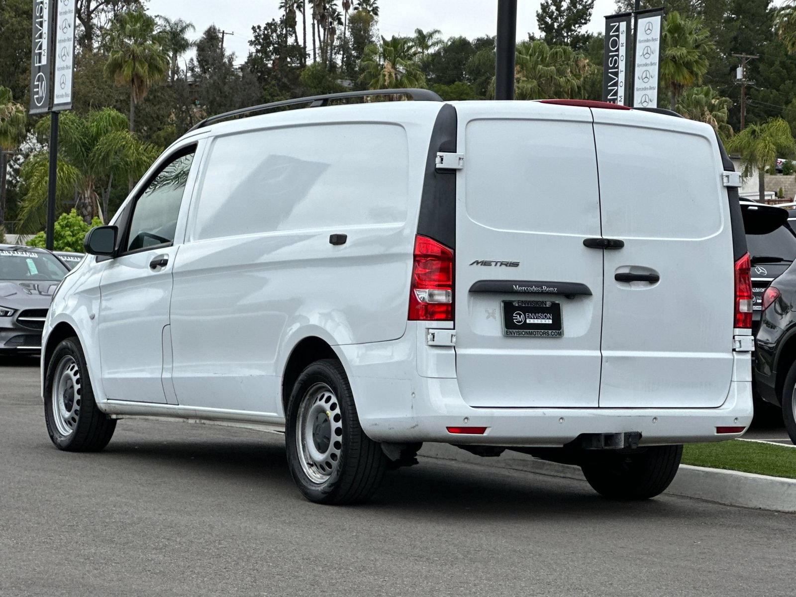 Used 2022 Mercedes-Benz Metris image 5