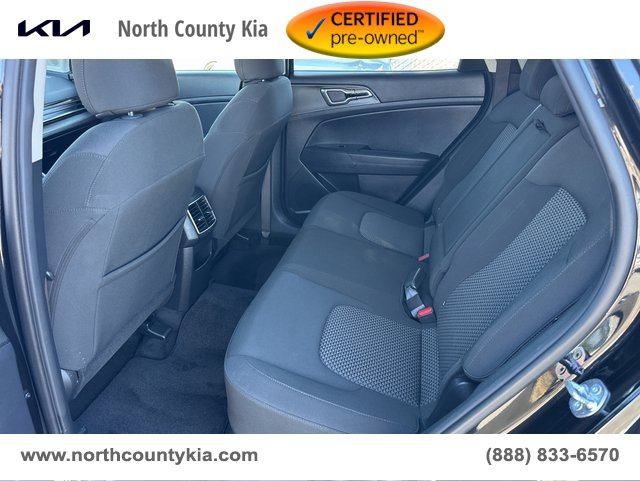 Certified 2025 Kia Sportage LX image 17