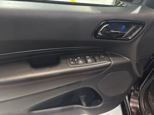 Used 2025 Dodge Durango GT AWD/4WD image 12