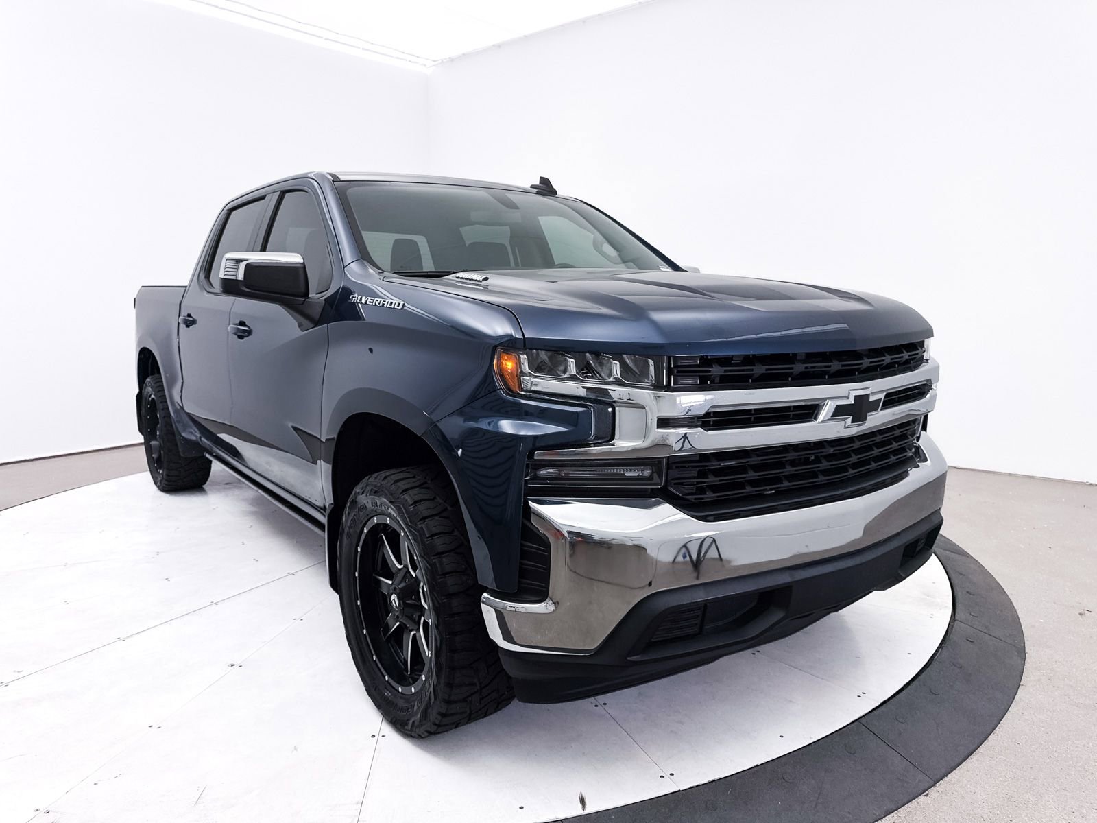 Used 2021 Chevrolet Silverado 1500 LT RWD image 11