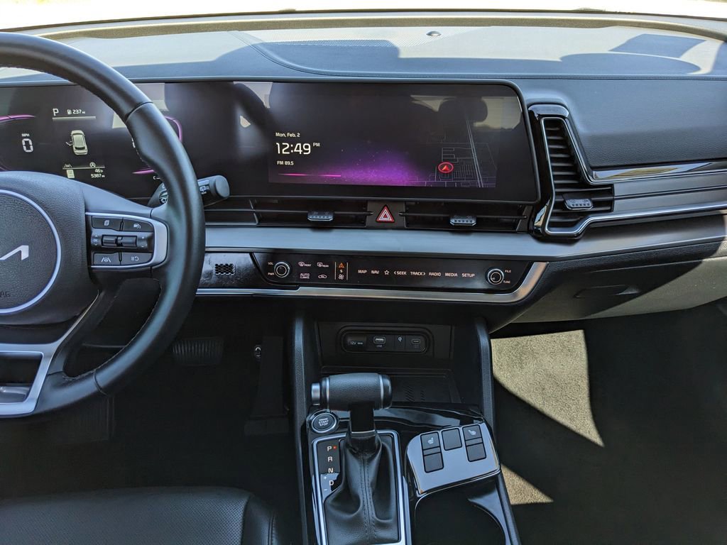 Certified 2025 Kia Sportage EX image 17