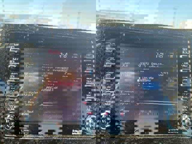 Used 2022 Toyota Camry SE image 16