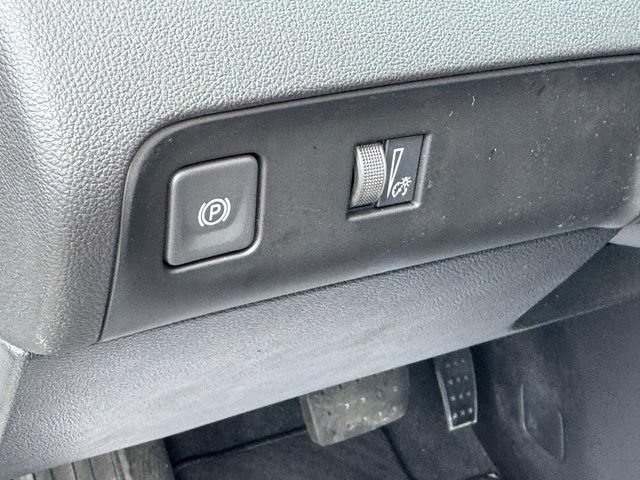 Used 2023 Buick Enclave Essence AWD/4WD image 24