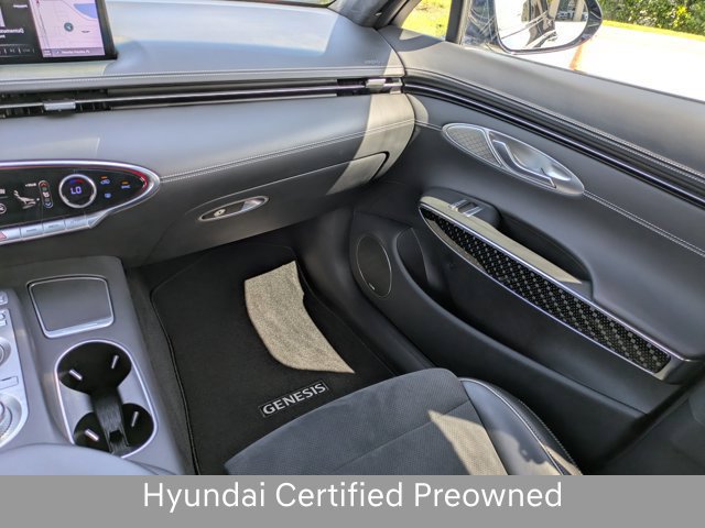 Used 2022 Genesis GV70 3.5T Sport w/ Sport Prestige Package AWD/4WD image 16