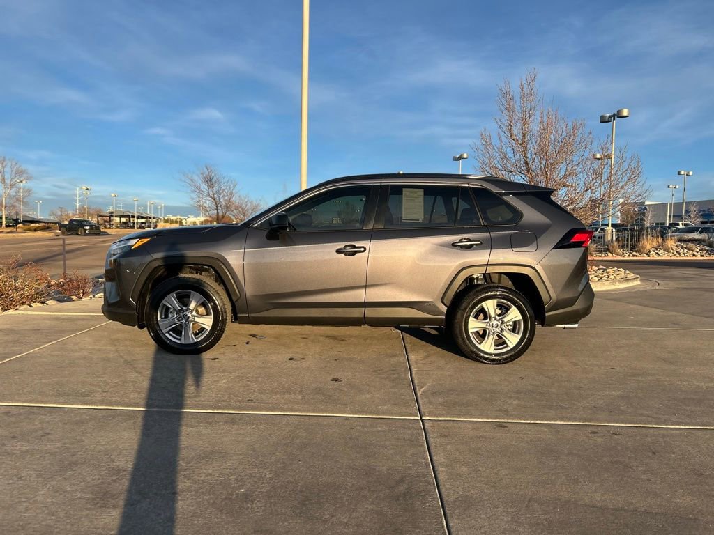 Used 2025 Toyota RAV4 LE image 4