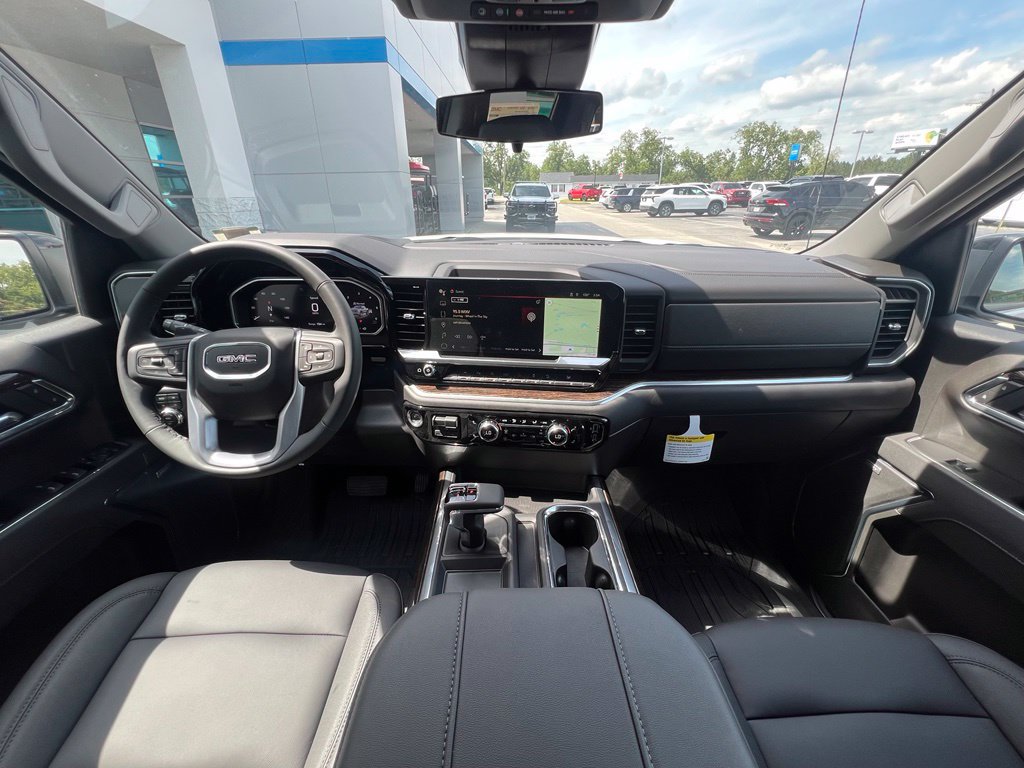 New 2026 GMC Sierra 1500 Elevation w/ Elevation Premium Package AWD/4WD image 2