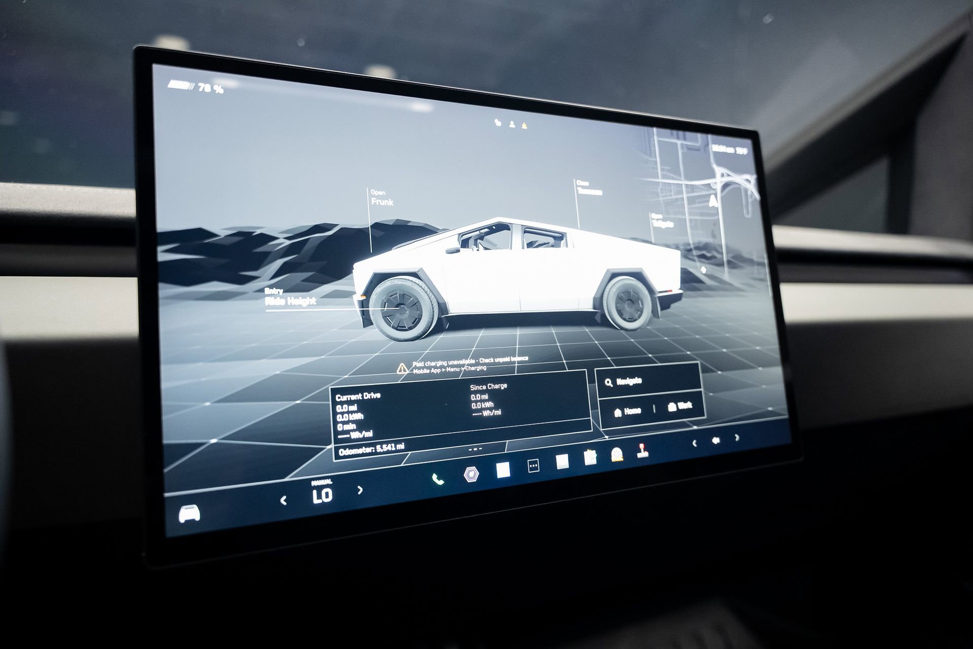 Used 2025 Tesla Cybertruck Cyberbeast AWD/4WD image 40