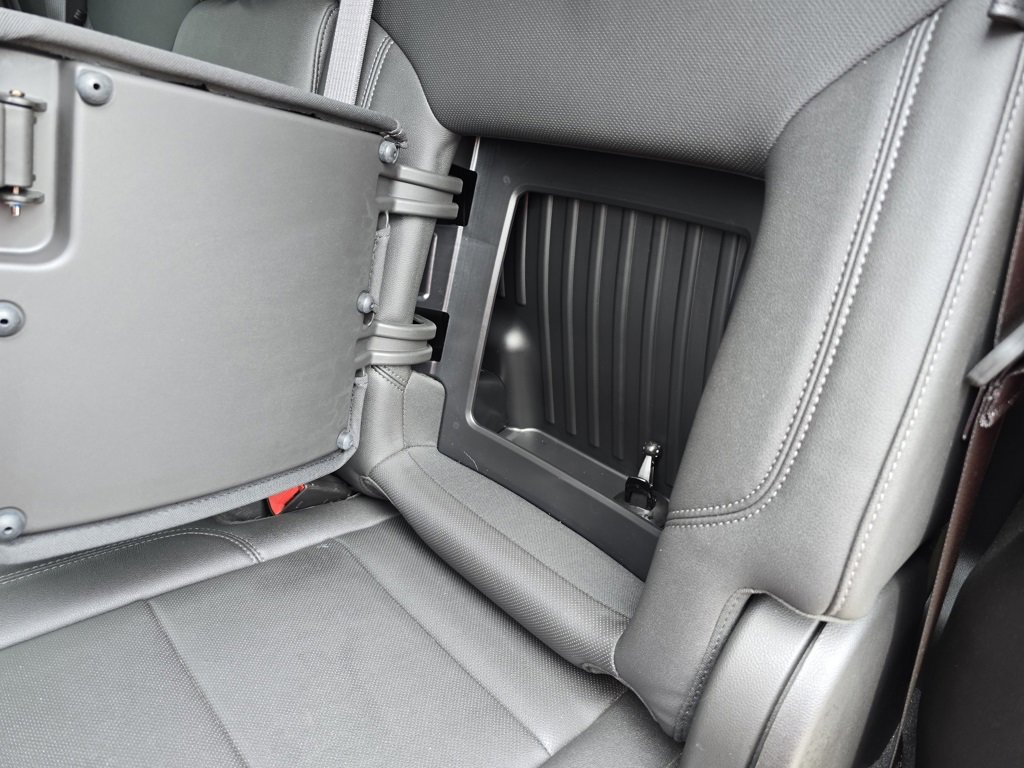 Used 2024 Chevrolet Silverado 2500 LTZ image 39