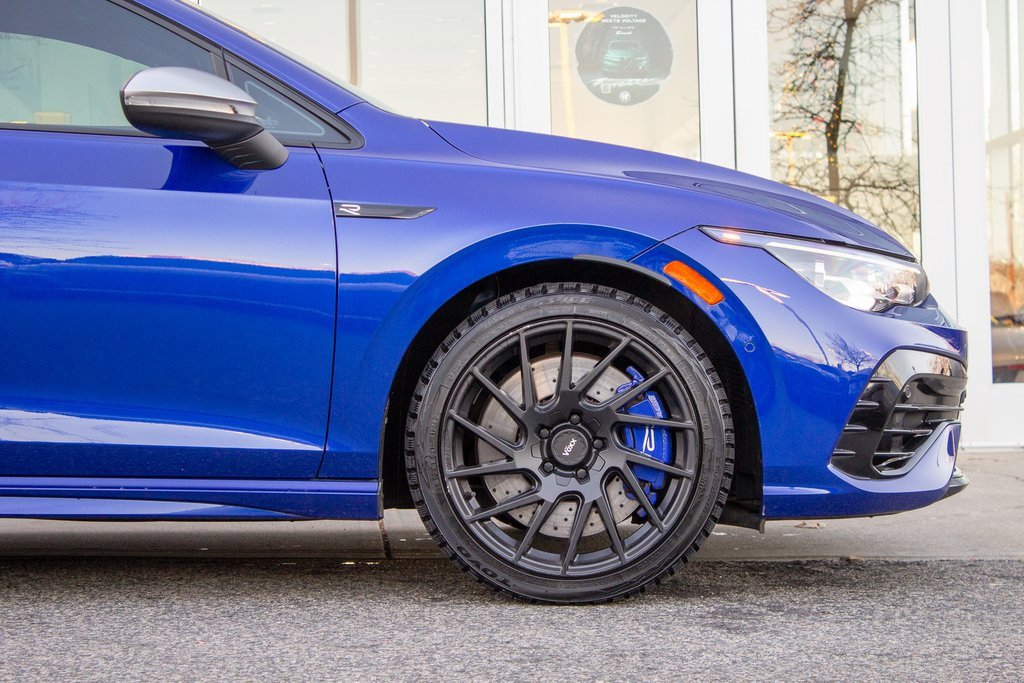 Used 2024 Volkswagen Golf R image 5