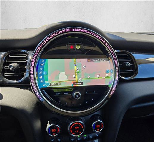 Used 2024 MINI Cooper SE image 11