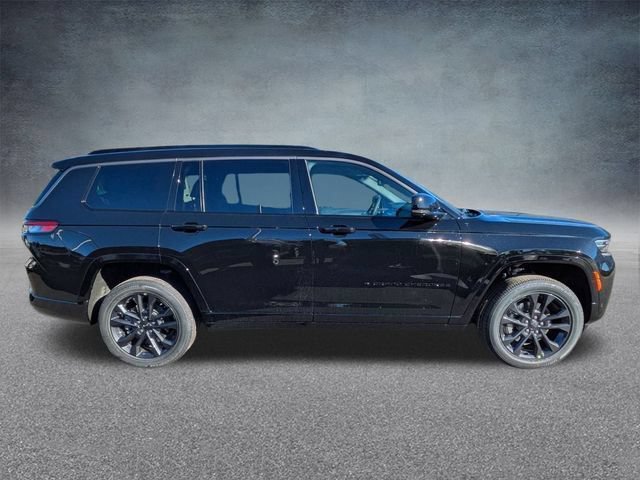 New 2026 Jeep Grand Cherokee L Limited AWD/4WD image 2