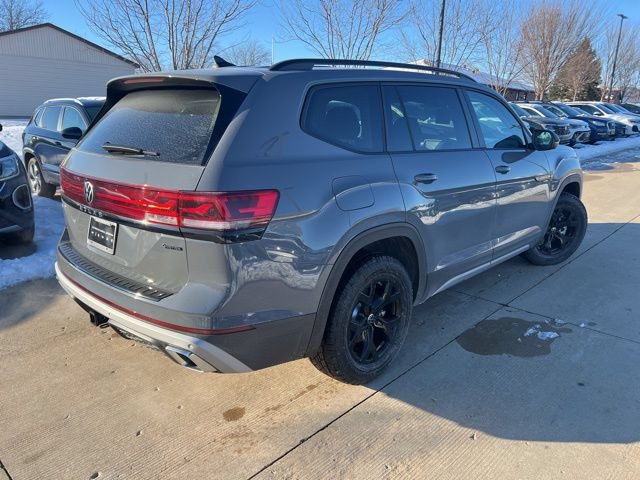 New 2026 Volkswagen Atlas Peak Edition AWD/4WD image 6