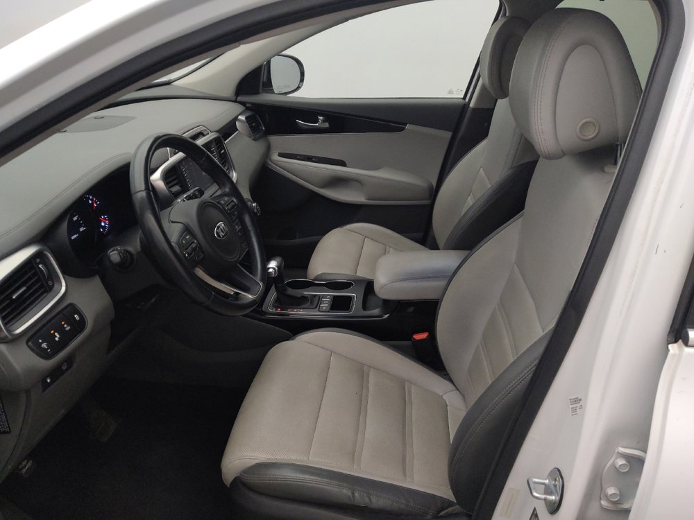 Used 2016 Kia Sorento SX image 17