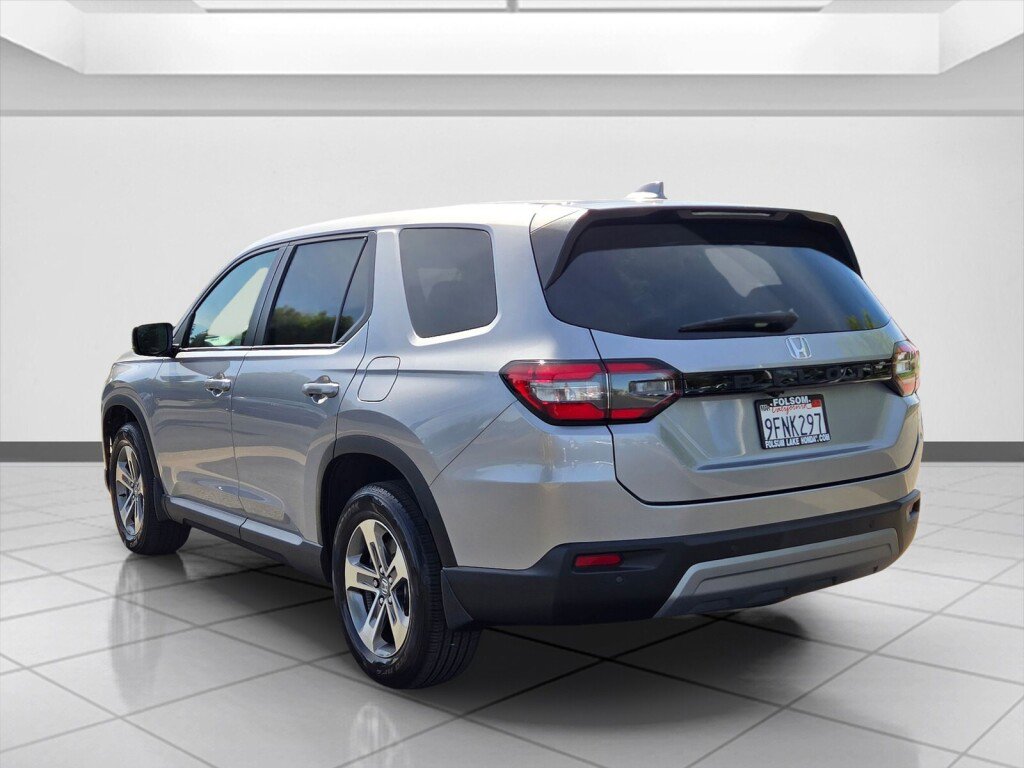 Certified 2023 Honda Pilot EX-L image 7