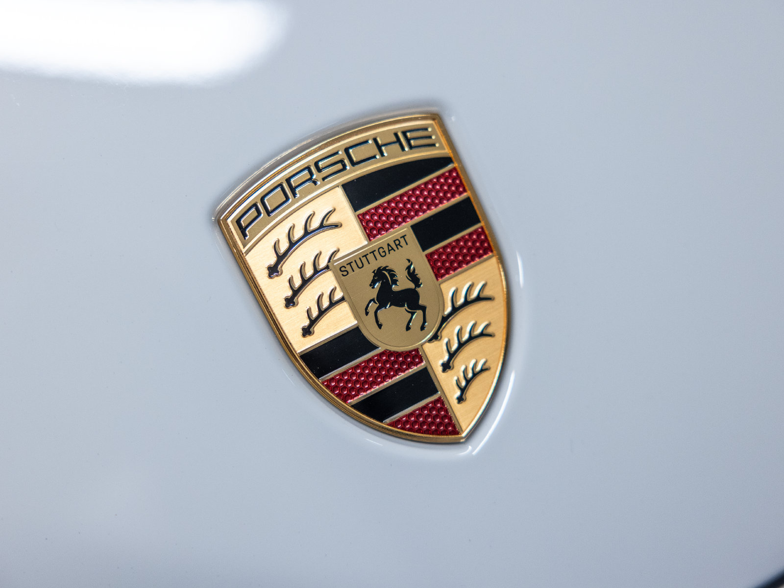 New 2026 Porsche Macan Electric RWD image 14