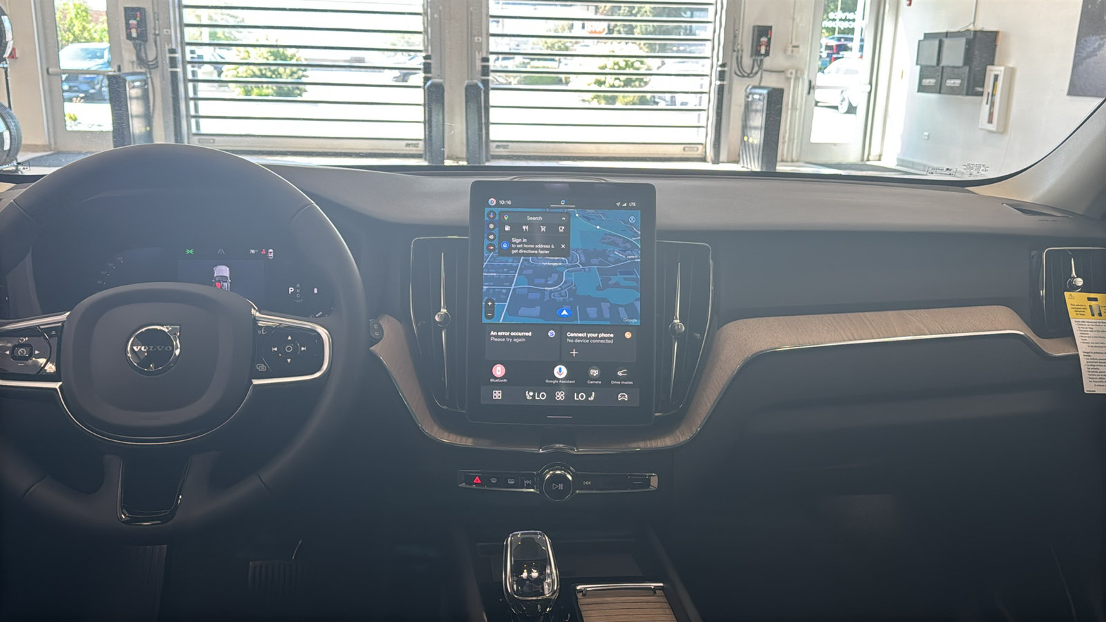New 2027 Volvo XC60 B5 Plus AWD/4WD image 11