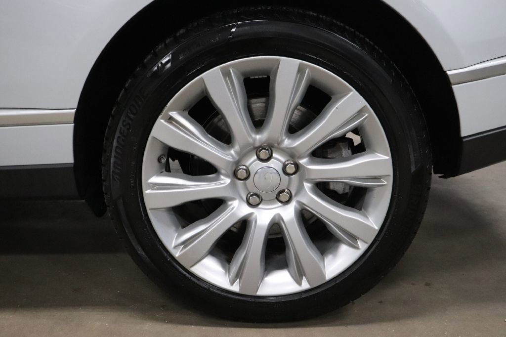 Used 2016 Land Rover Range Rover Supercharged image 39