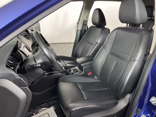 Used 2018 Nissan Rogue SL image 18
