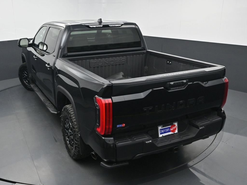 Used 2025 Toyota Tundra SR5 w/ SR5 Premium Package AWD/4WD image 35