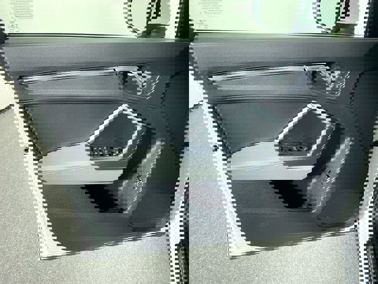 Used 2020 Audi Q3 2.0T Premium Plus w/ Premium Plus Package image 20