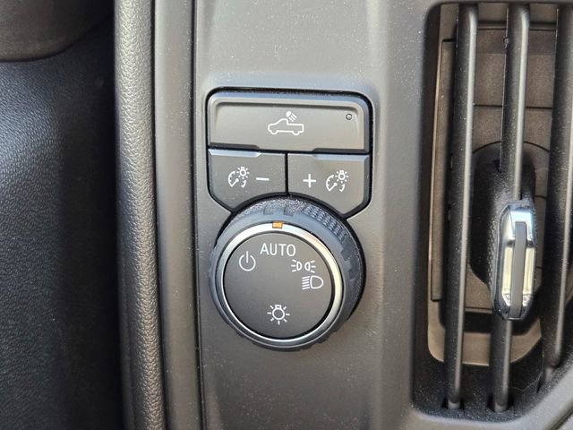 Used 2024 Chevrolet Silverado 1500 Custom image 19