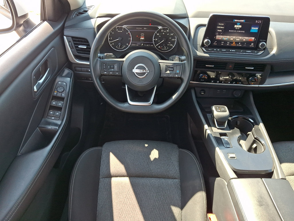Used 2024 Nissan Rogue SV FWD image 22