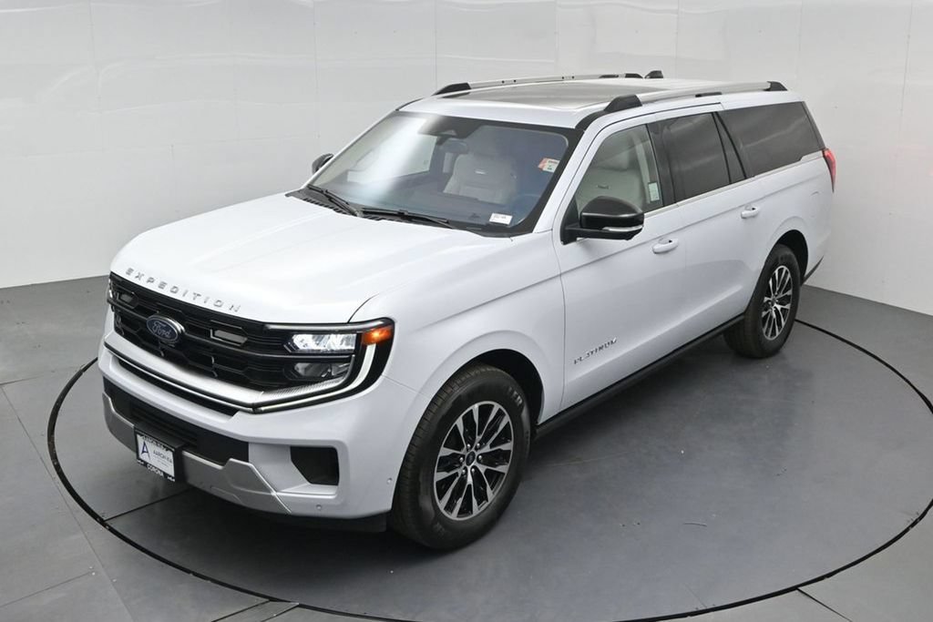 Used 2025 Ford Expedition Max Platinum AWD/4WD image 45