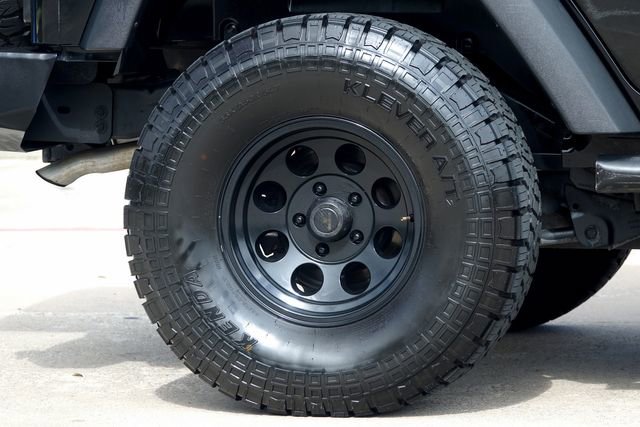 Used 2010 Jeep Wrangler Unlimited Sport image 38