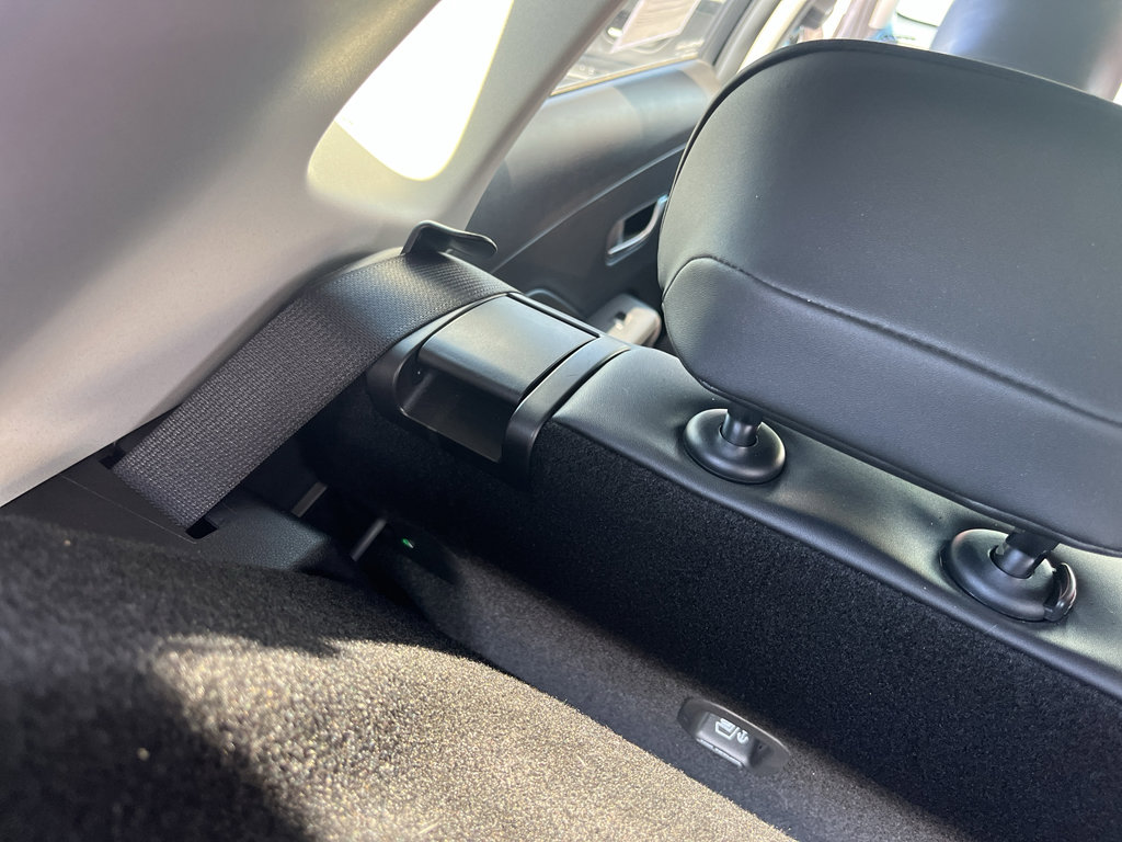 Used 2025 Hyundai Kona Limited AWD/4WD image 37