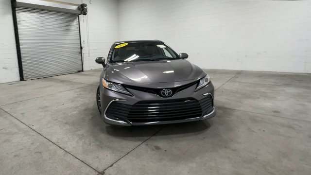 Used 2023 Toyota Camry XLE FWD image 7