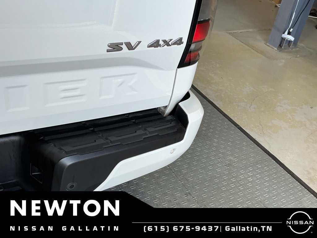 Used 2024 Nissan Frontier SV w/ Technology Package AWD/4WD image 8