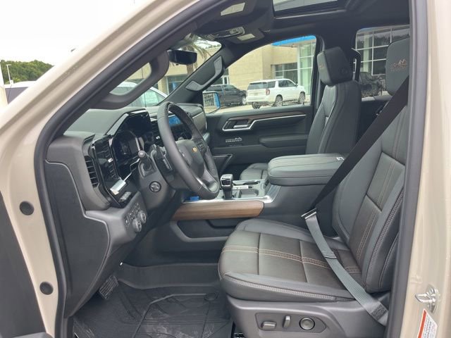 New 2026 Chevrolet Silverado 1500 High Country AWD/4WD image 19
