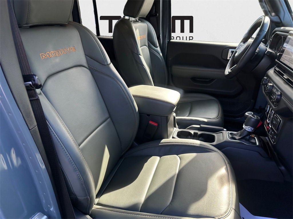 Certified 2024 Jeep Gladiator Mojave w/ Convenience Group image 25