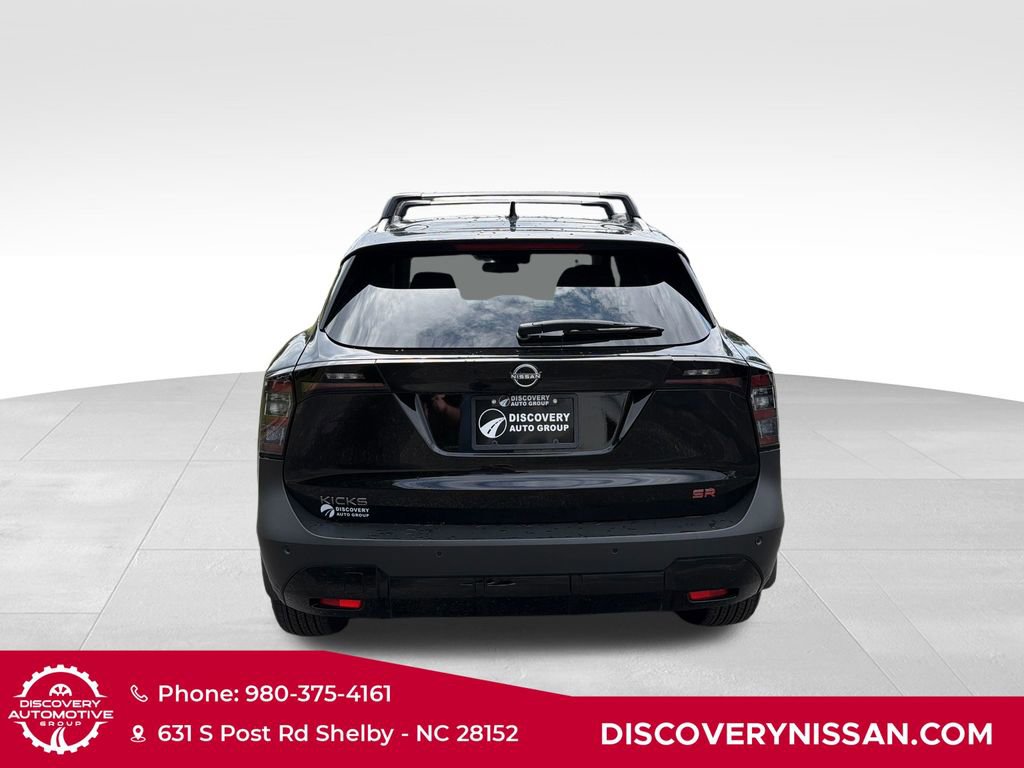 Certified 2025 Nissan Kicks SR FWD image 7