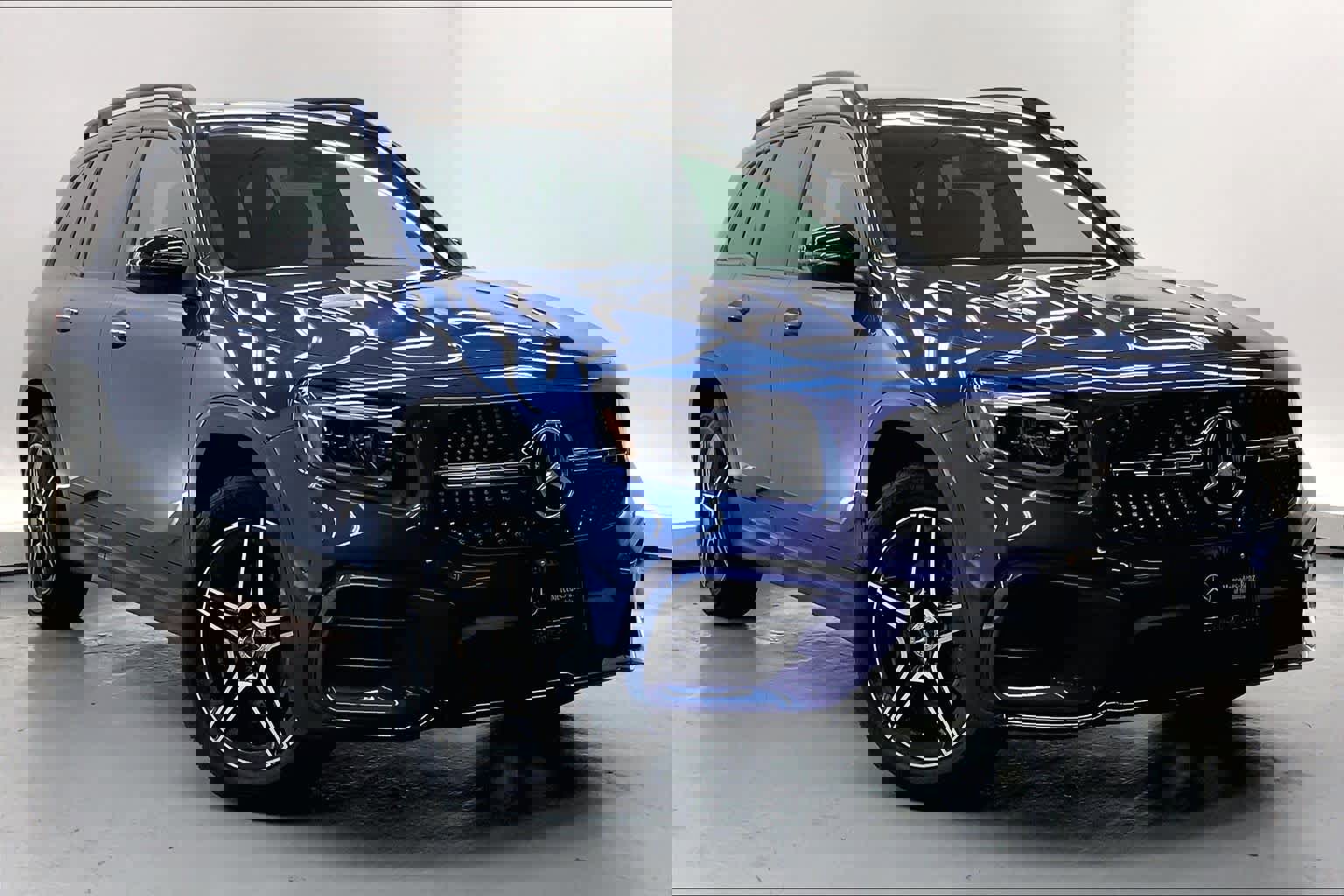 Used 2025 Mercedes-Benz GLB 250 image 6