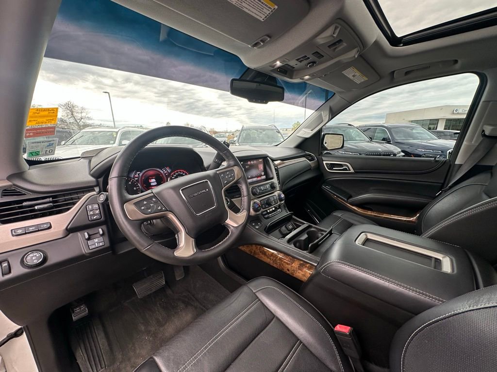 Used 2015 GMC Yukon Denali w/ Touring Package image 9