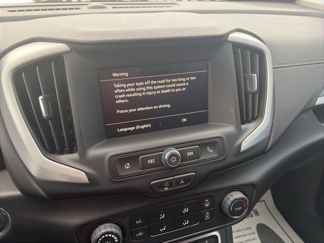 Used 2024 GMC Terrain SLE image 12