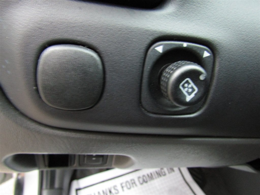 Used 2005 MAZDA Tribute I FWD image 27