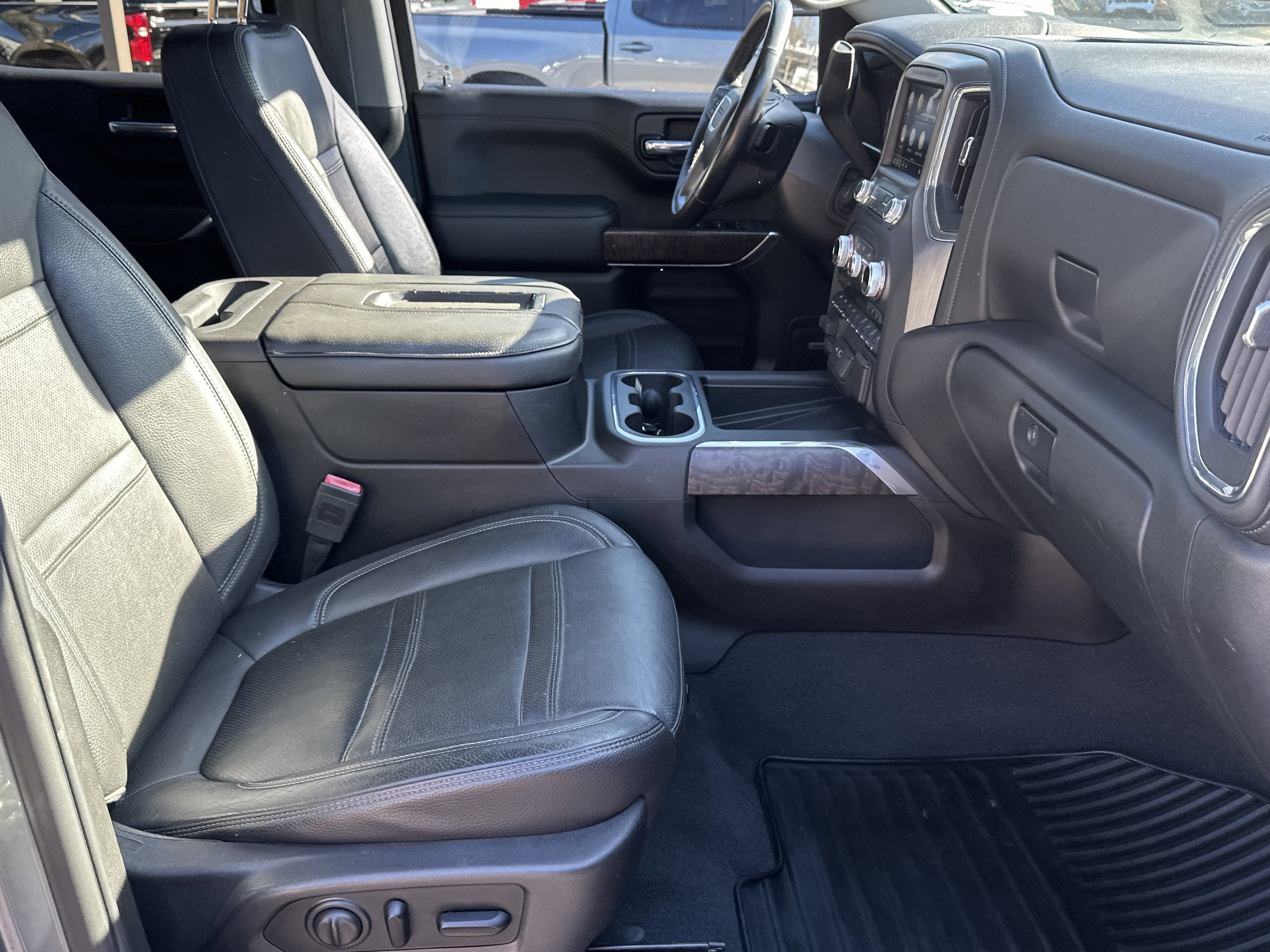 Certified 2019 GMC Sierra 1500 Denali w/ Denali Ultimate Package image 16