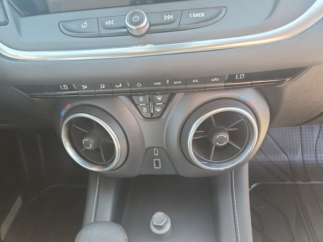 Used 2023 Chevrolet Blazer LT w/ LPO, Floor Liner Package image 17