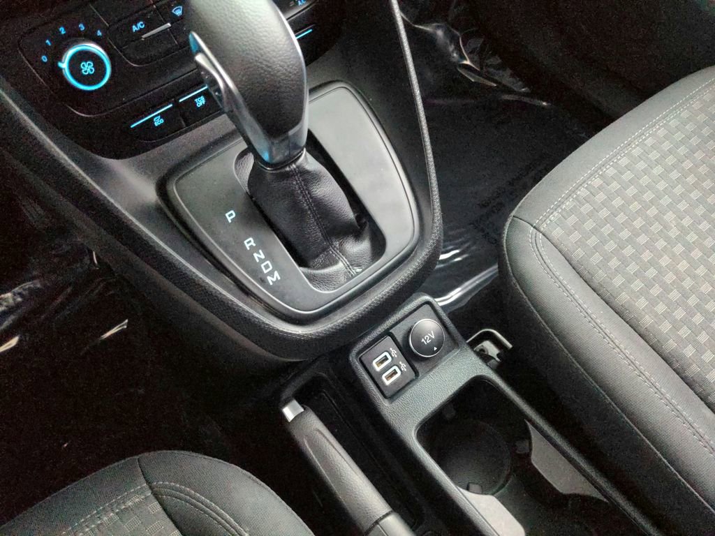 Used 2020 Ford Transit Connect XLT FWD image 18